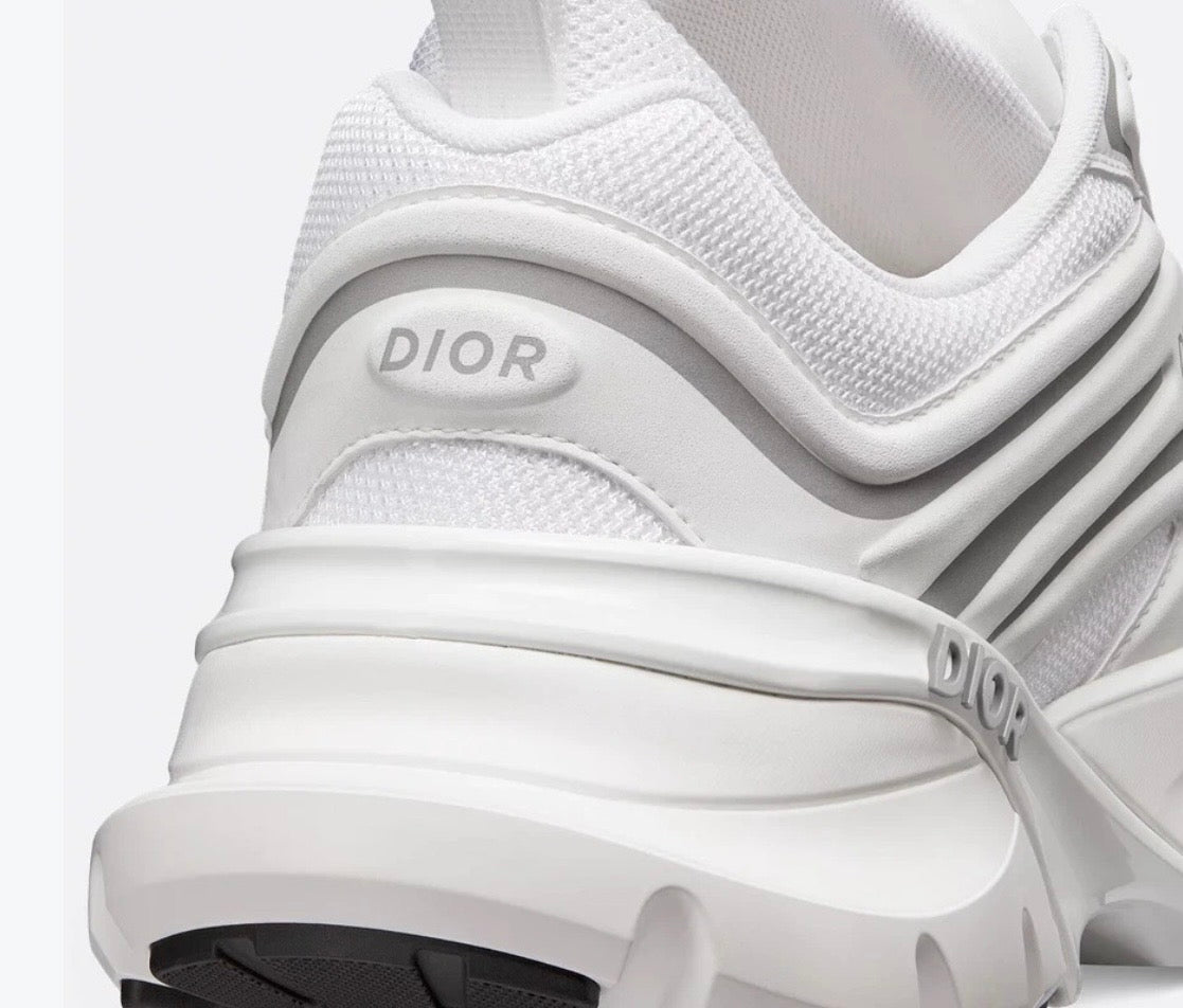 Dior B44