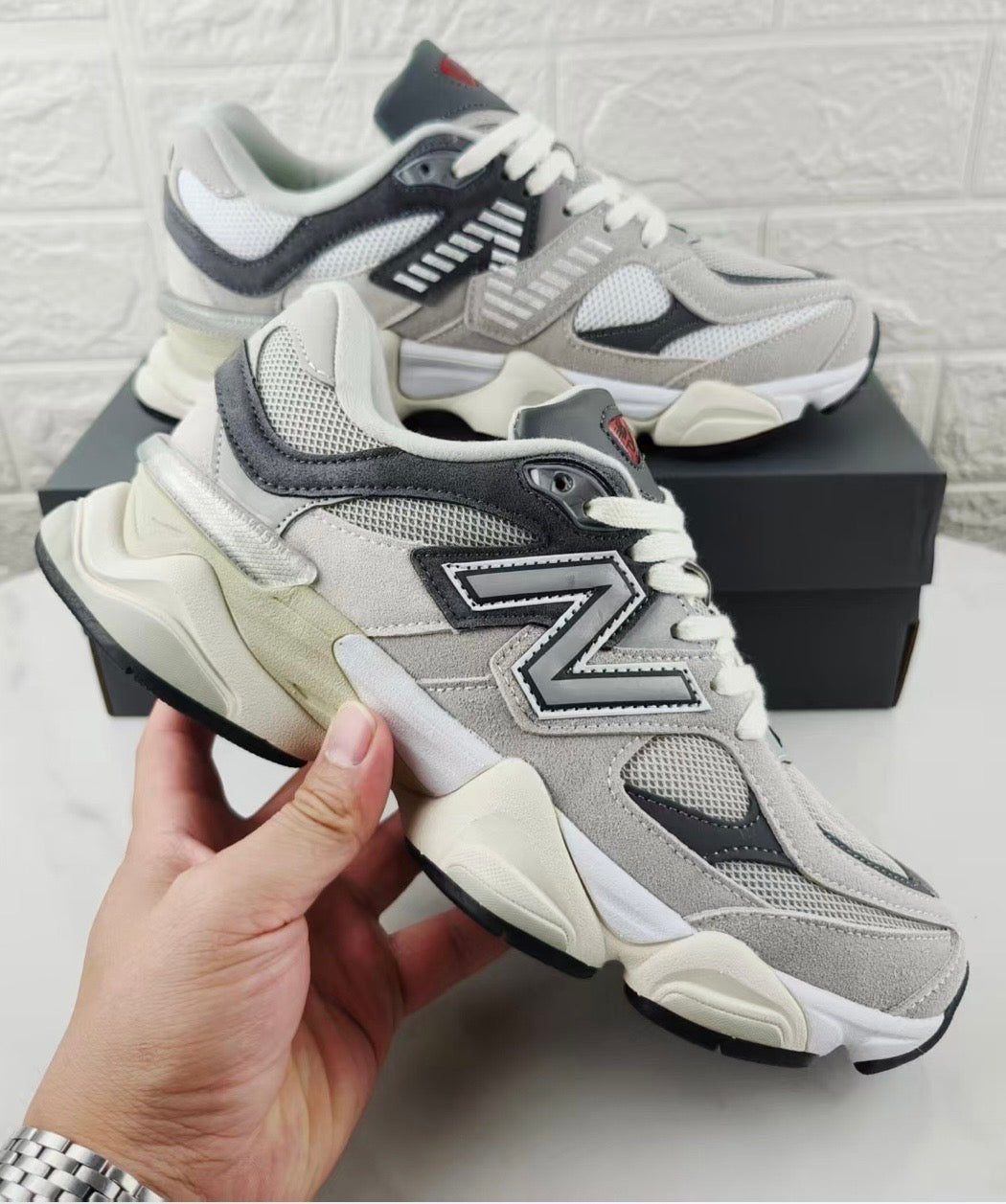 New Balance 9060