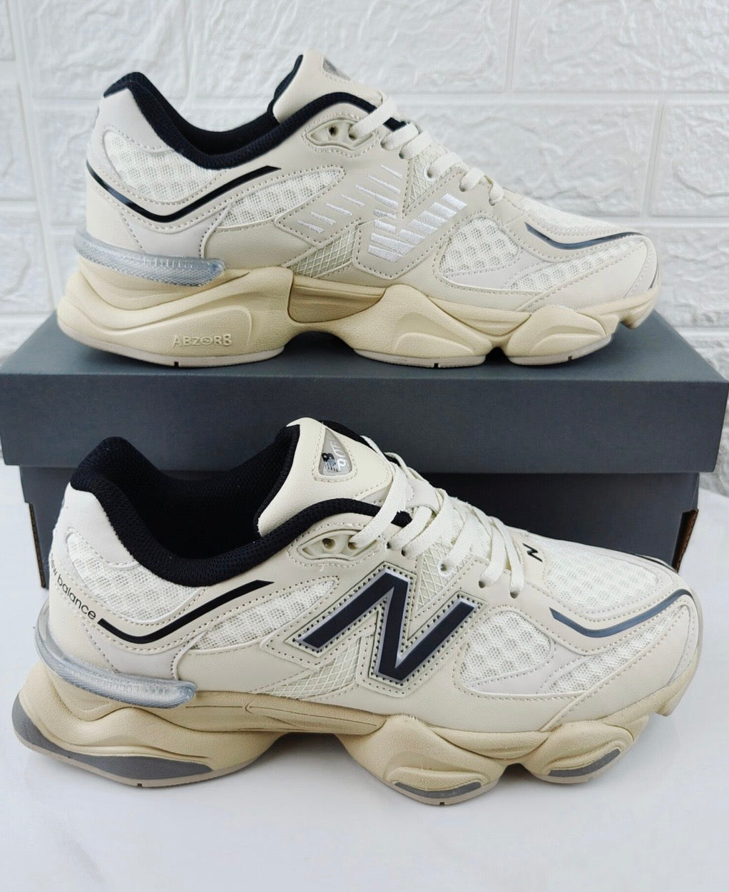 New Balance 9060
