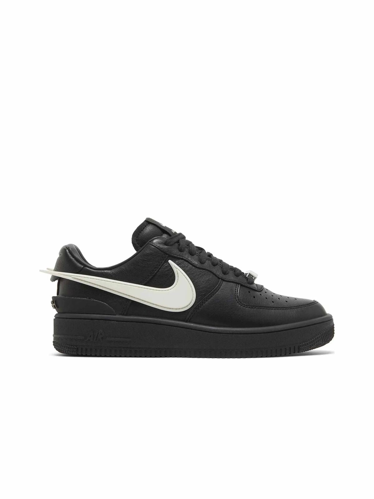 AMBUSH X NIKE AIR FORCE 1 NOIRE