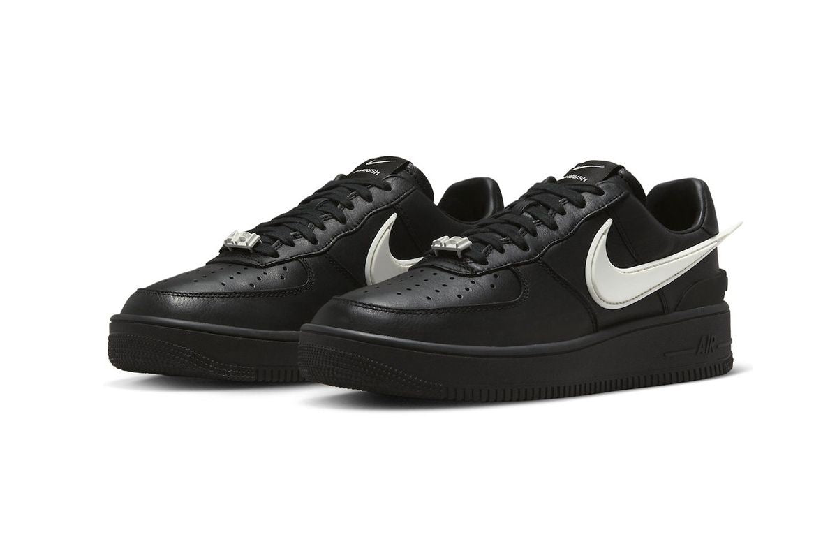 AMBUSH X NIKE AIR FORCE 1 NOIRE