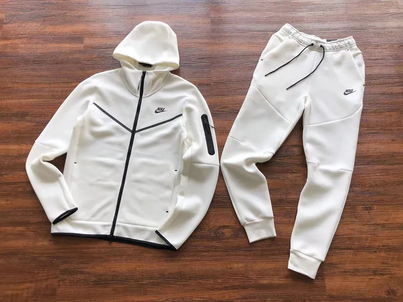 survêtement Nike teck